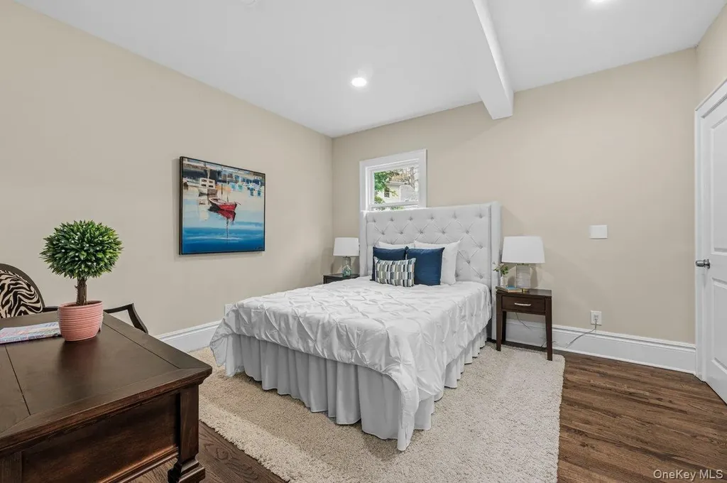 10 Harby Drive Huntington NY 11743