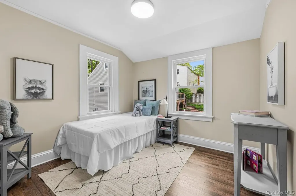 10 Harby Drive Huntington NY 11743