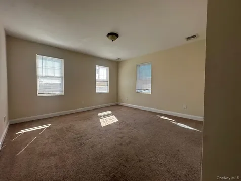 36 East Avenue Glen Cove NY 11542