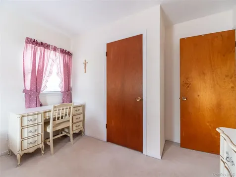 20 Priscilla Lane Port Chester NY 10573