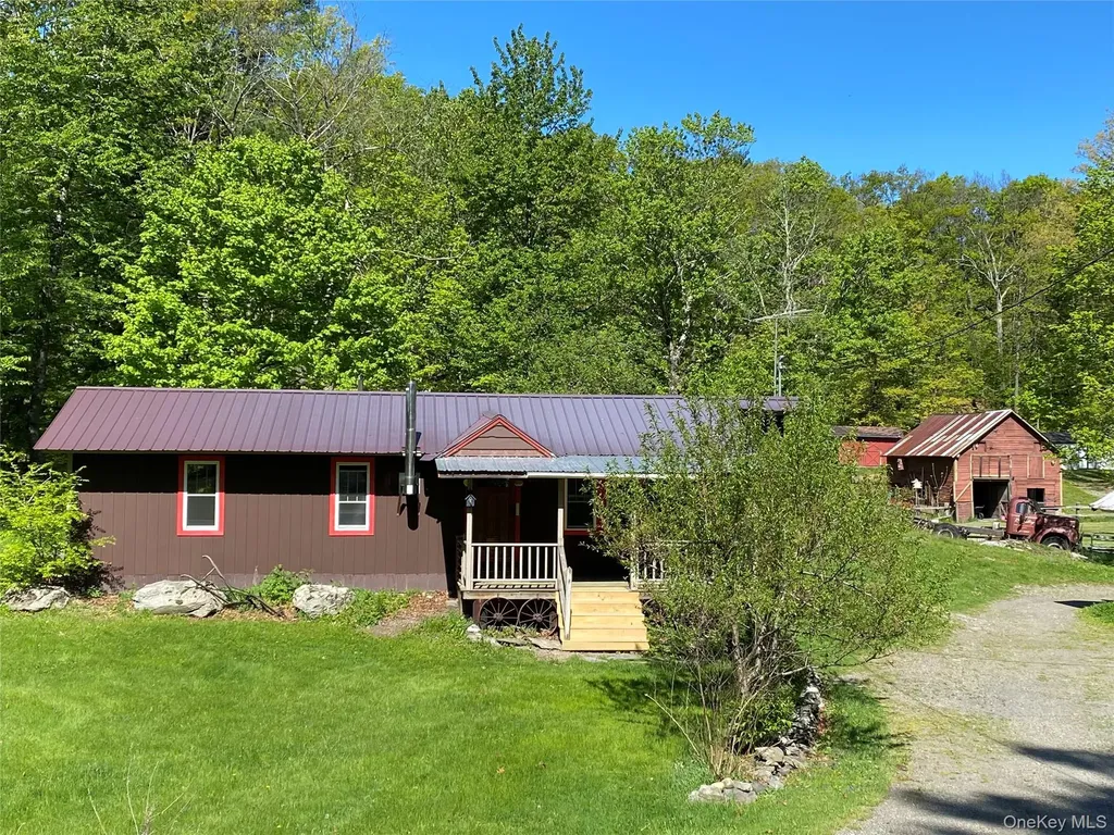 74 Lamoree Road Rhinebeck NY 12572