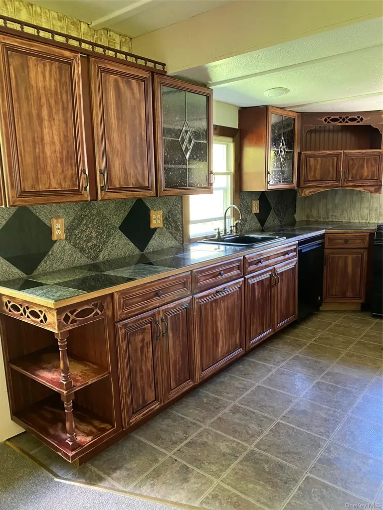 74 Lamoree Road Rhinebeck NY 12572
