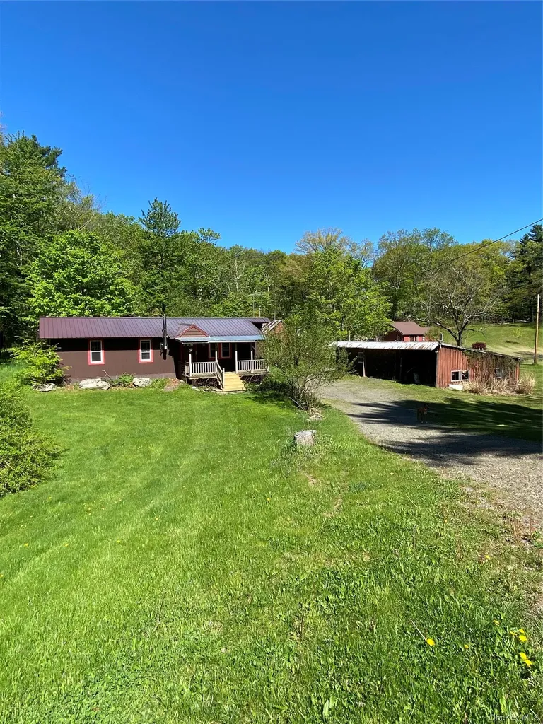 74 Lamoree Road Rhinebeck NY 12572