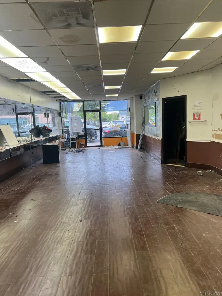 1310 Grand Avenue North Baldwin NY 11510