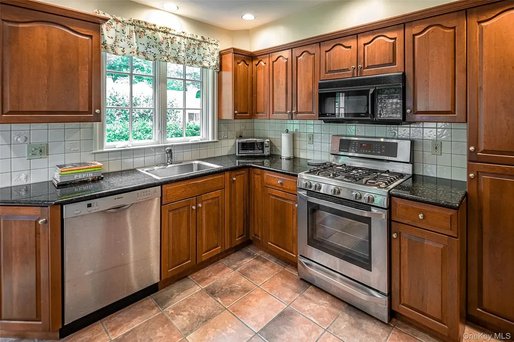 147 Ridgeway Street Mount Vernon NY 10552
