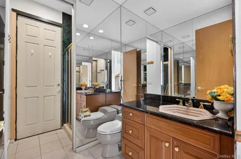 80 Tall Oak Crescent Syosset NY 11791