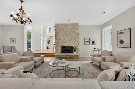80 Tall Oak Crescent Syosset NY 11791