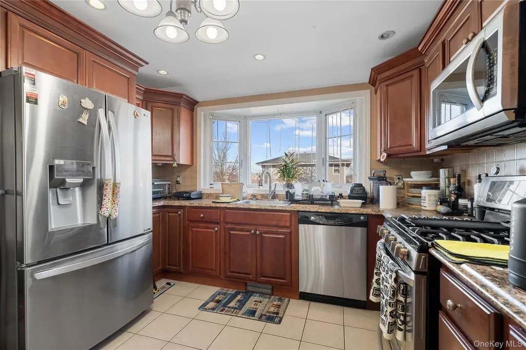 3414 Colony Drive Baldwin NY 11510