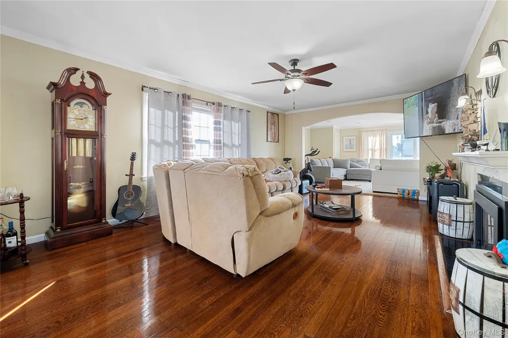 3414 Colony Drive Baldwin NY 11510