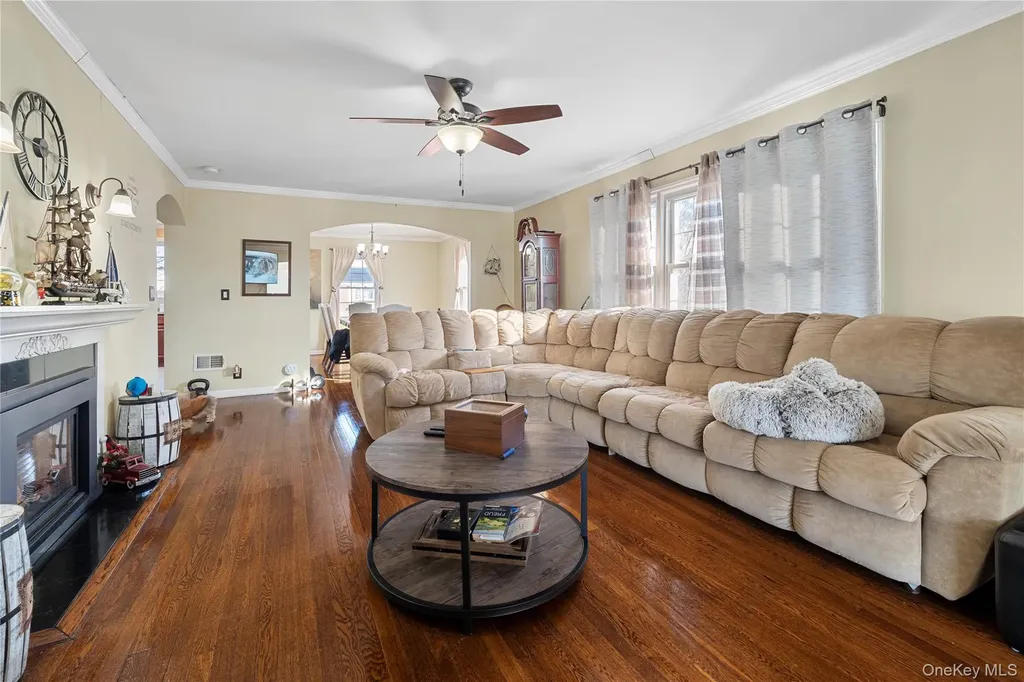 3414 Colony Drive Baldwin NY 11510