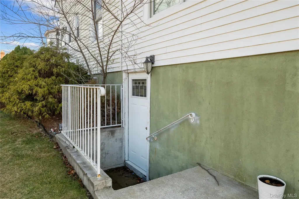 3414 Colony Drive Baldwin NY 11510