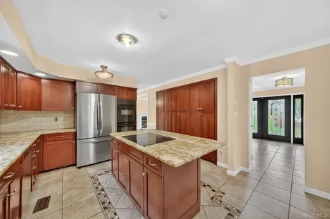 18 Bradley Court Brewster NY 10509
