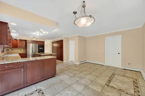 18 Bradley Court Brewster NY 10509