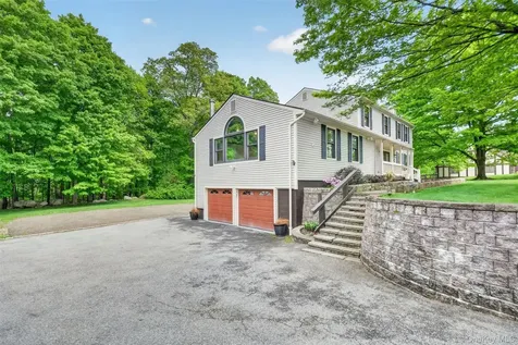 18 Bradley Court Brewster NY 10509