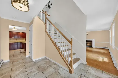 18 Bradley Court Brewster NY 10509