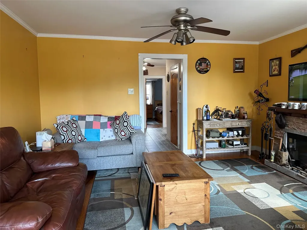 6473 59th Avenue Maspeth NY 11378