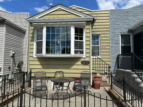 6473 59TH Avenue Maspeth NY 11378