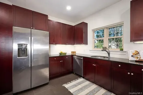 1 Preserve Court White Plains NY 10607