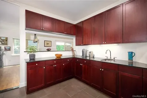 1 Preserve Court White Plains NY 10607