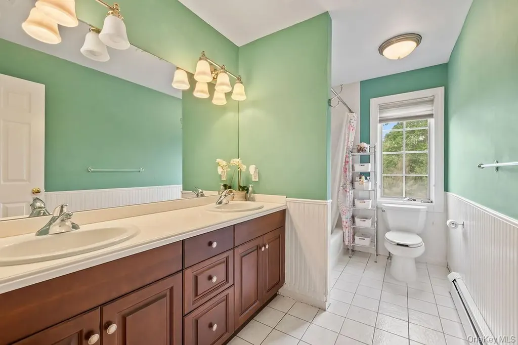 24 Oxford Drive Suffern NY 10901