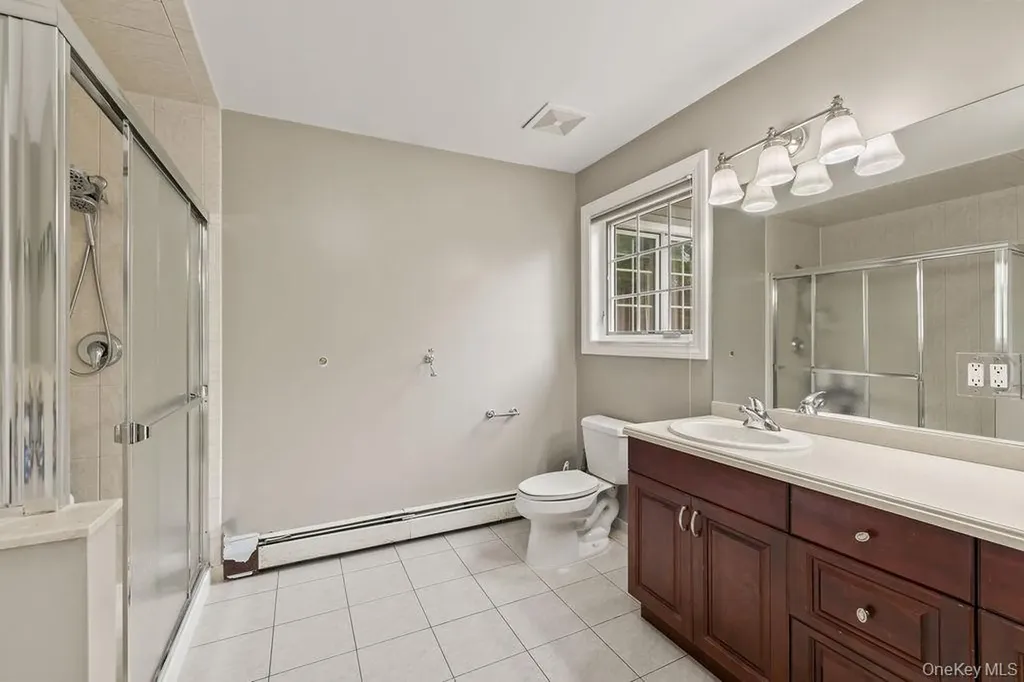 24 Oxford Drive Suffern NY 10901