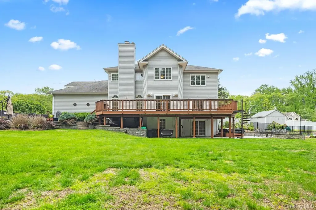 24 Oxford Drive Suffern NY 10901