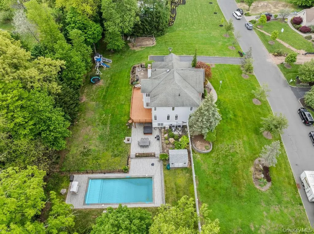 24 Oxford Drive Suffern NY 10901