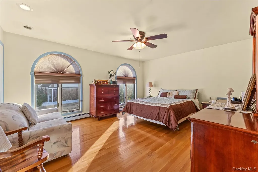 119-20 9th Avenue College Point NY 11356