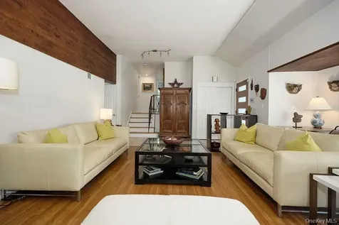 304 Surrey Drive New Rochelle NY 10804
