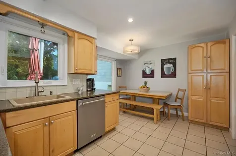 304 Surrey Drive New Rochelle NY 10804