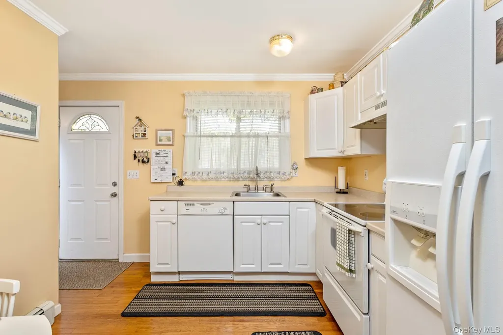 17 Biltmore Drive Mastic Beach NY 11951