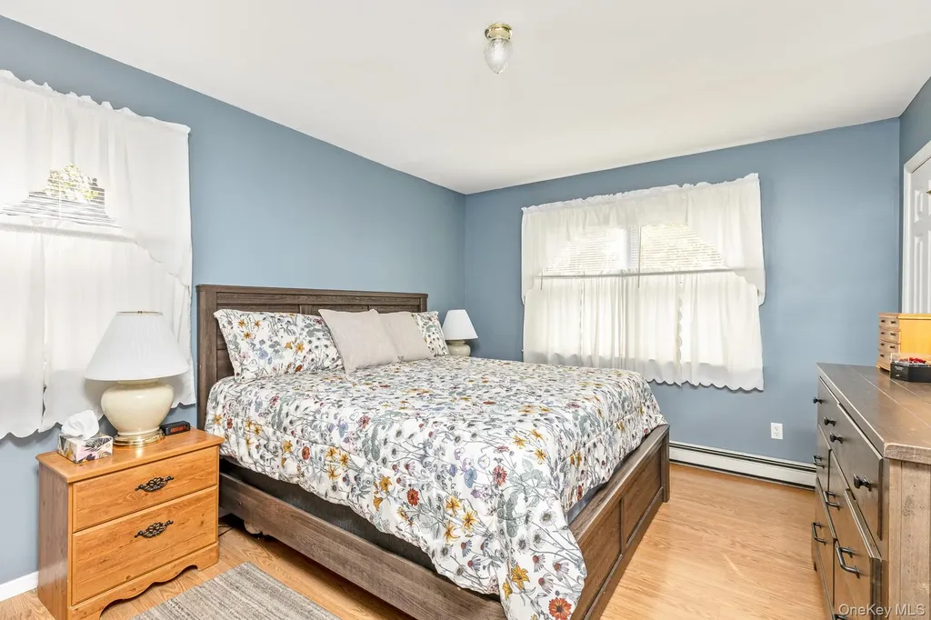 17 Biltmore Drive Mastic Beach NY 11951