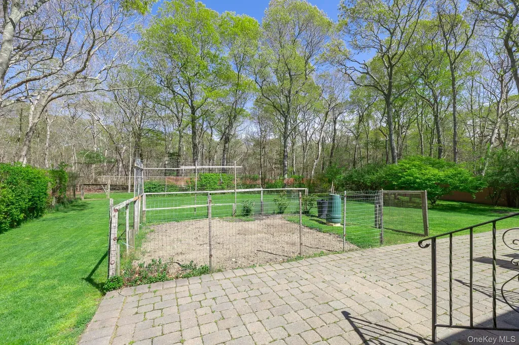 17 Biltmore Drive Mastic Beach NY 11951