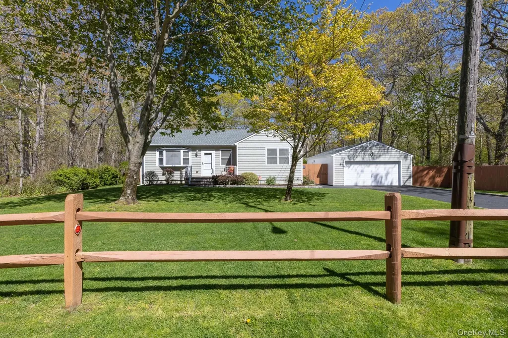 17 Biltmore Drive Mastic Beach NY 11951