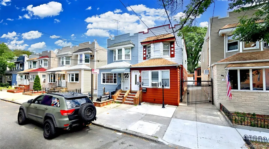 7523 60th Place Glendale NY 11385