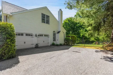 1 Hyatt Lane Somers NY 10589