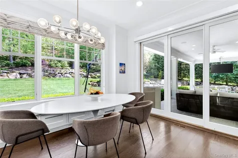 35 Mimosa Drive East Hills NY 11576