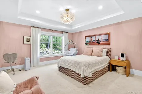 35 Mimosa Drive East Hills NY 11576