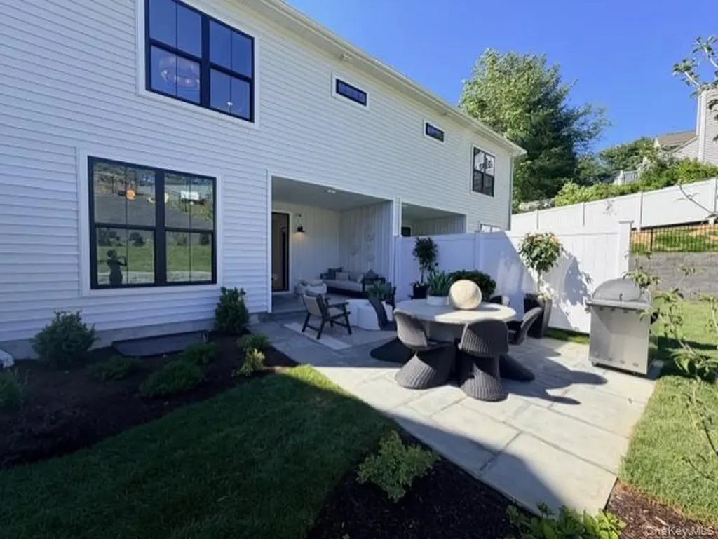 3 Victor Lane Yonkers NY 10710