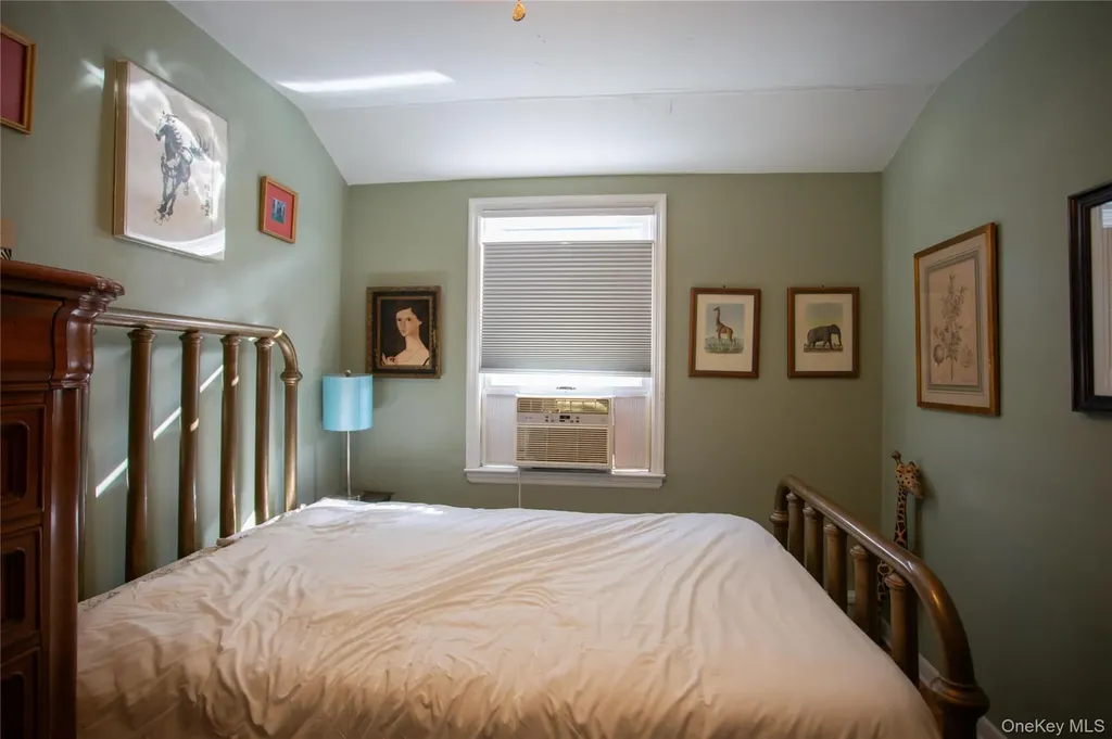 272 Laurelton Boulevard Long Beach NY 11561