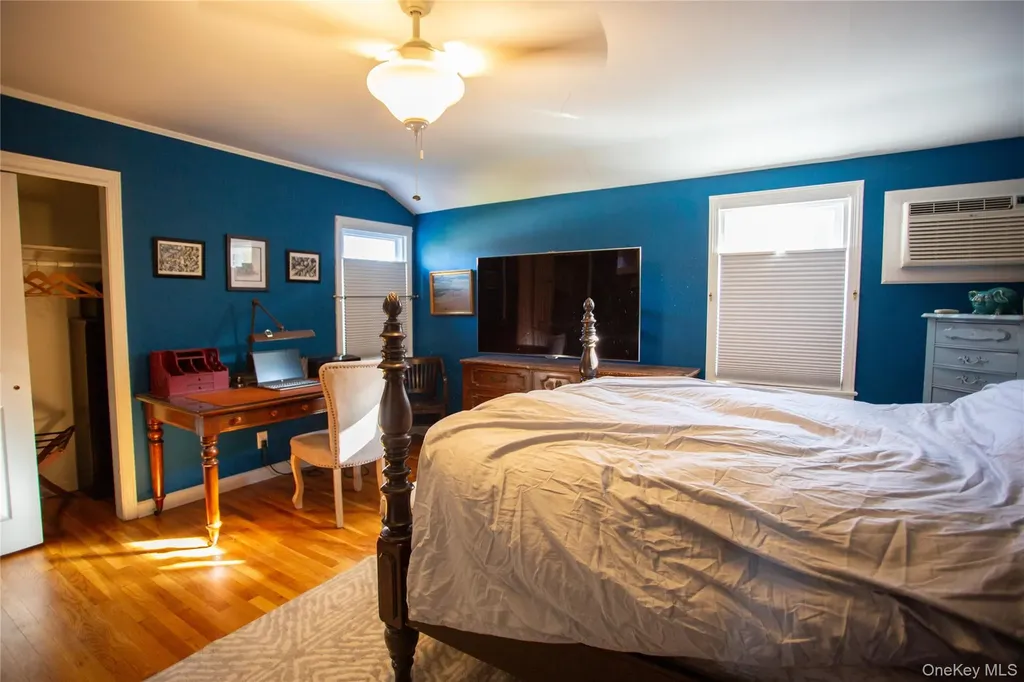 272 Laurelton Boulevard Long Beach NY 11561