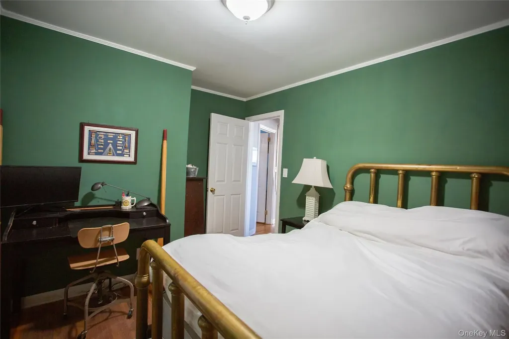 272 Laurelton Boulevard Long Beach NY 11561