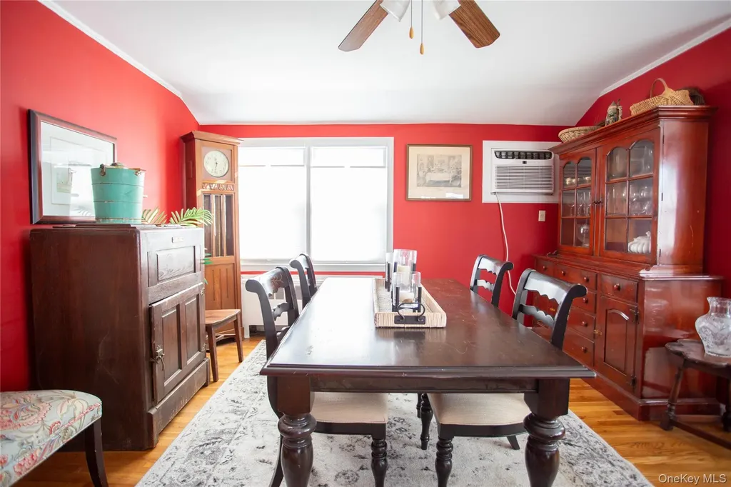 272 Laurelton Boulevard Long Beach NY 11561