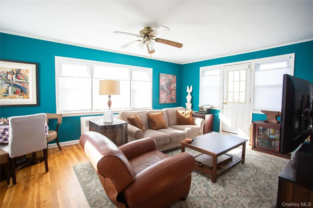 272 Laurelton Boulevard Long Beach NY 11561