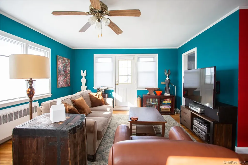 272 Laurelton Boulevard Long Beach NY 11561