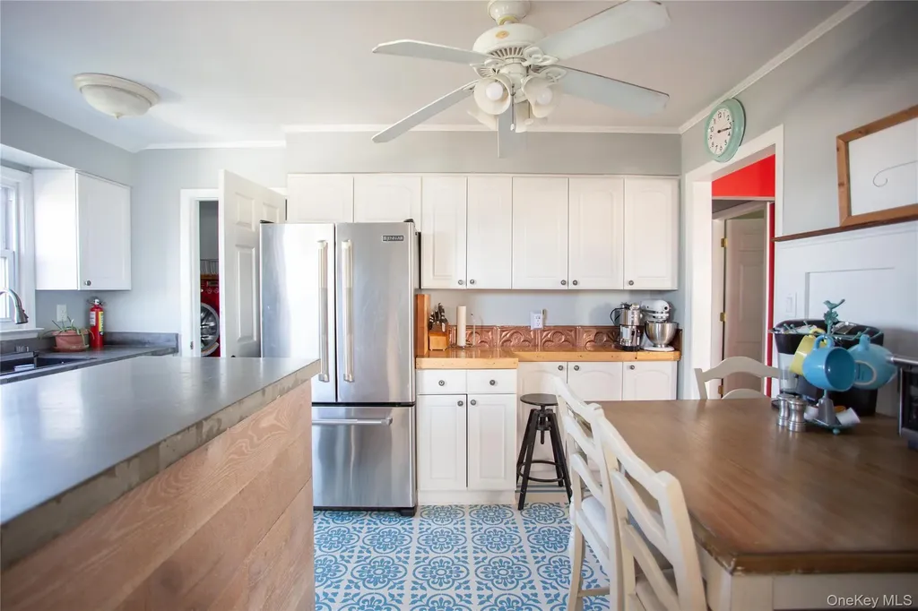 272 Laurelton Boulevard Long Beach NY 11561