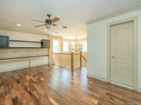 21 Marwood Road N Port Washington NY 11050