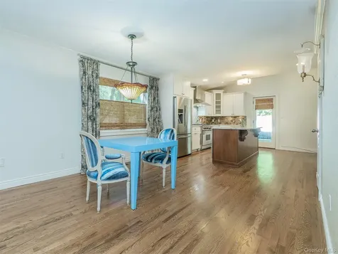 21 Marwood Road N Port Washington NY 11050