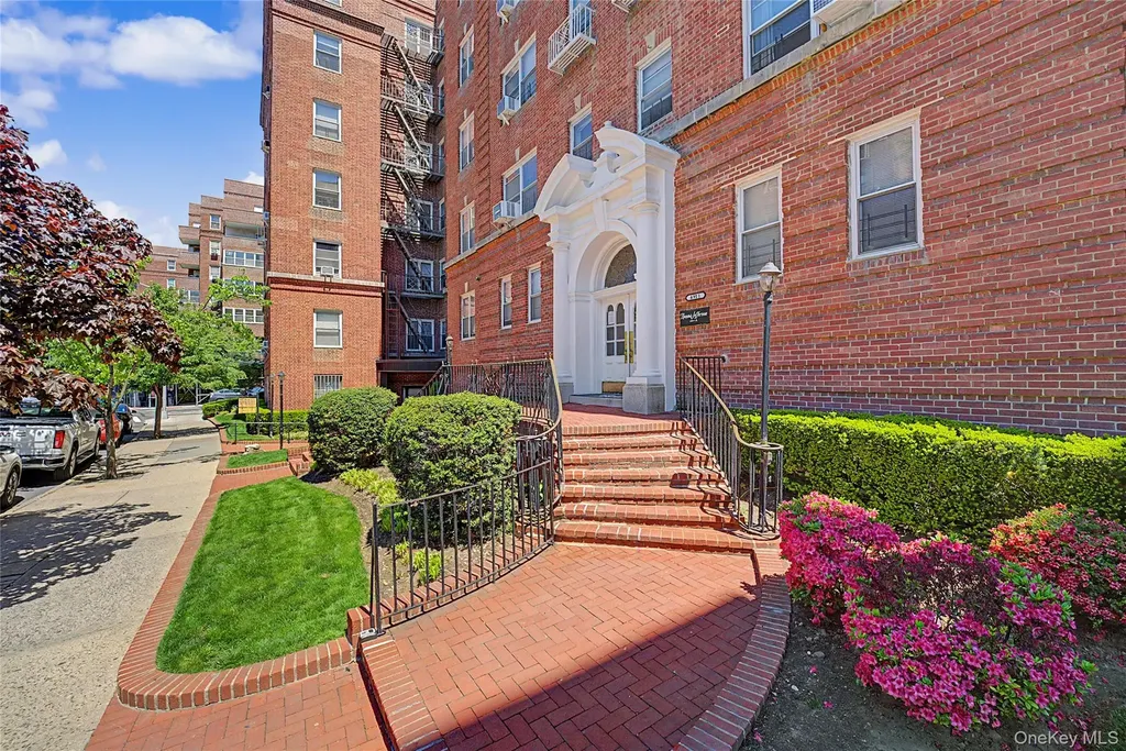69-11 Yellowstone Boulevard Forest Hills NY 11375