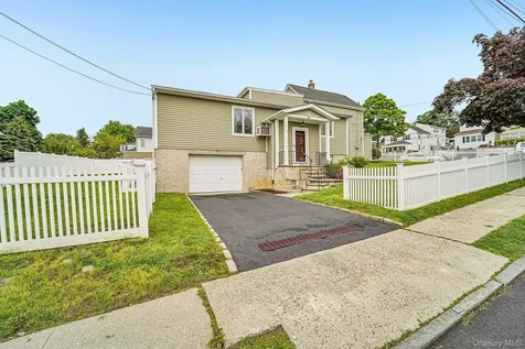 668 Valley Avenue Yonkers NY 10703